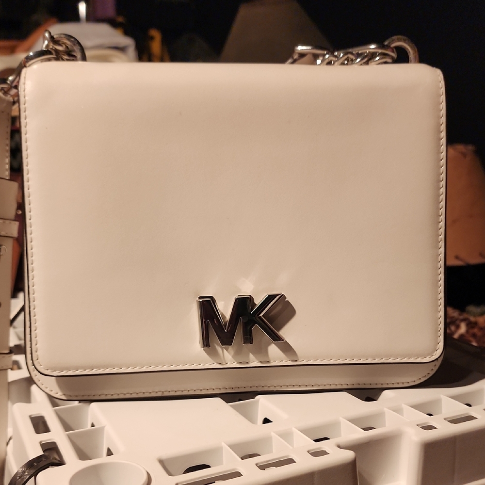 New Mk Lg Mott